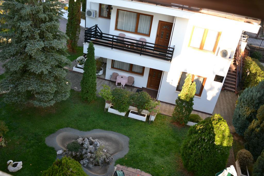 Hotel Dva Bisera Lagadin Exterior photo